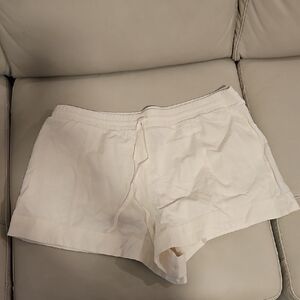 Universal Thread Women's Cream Athletic Shorts